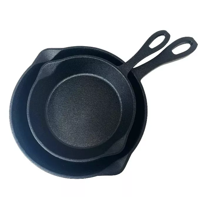 8-in and 10-in Cast Iron Skillet Set