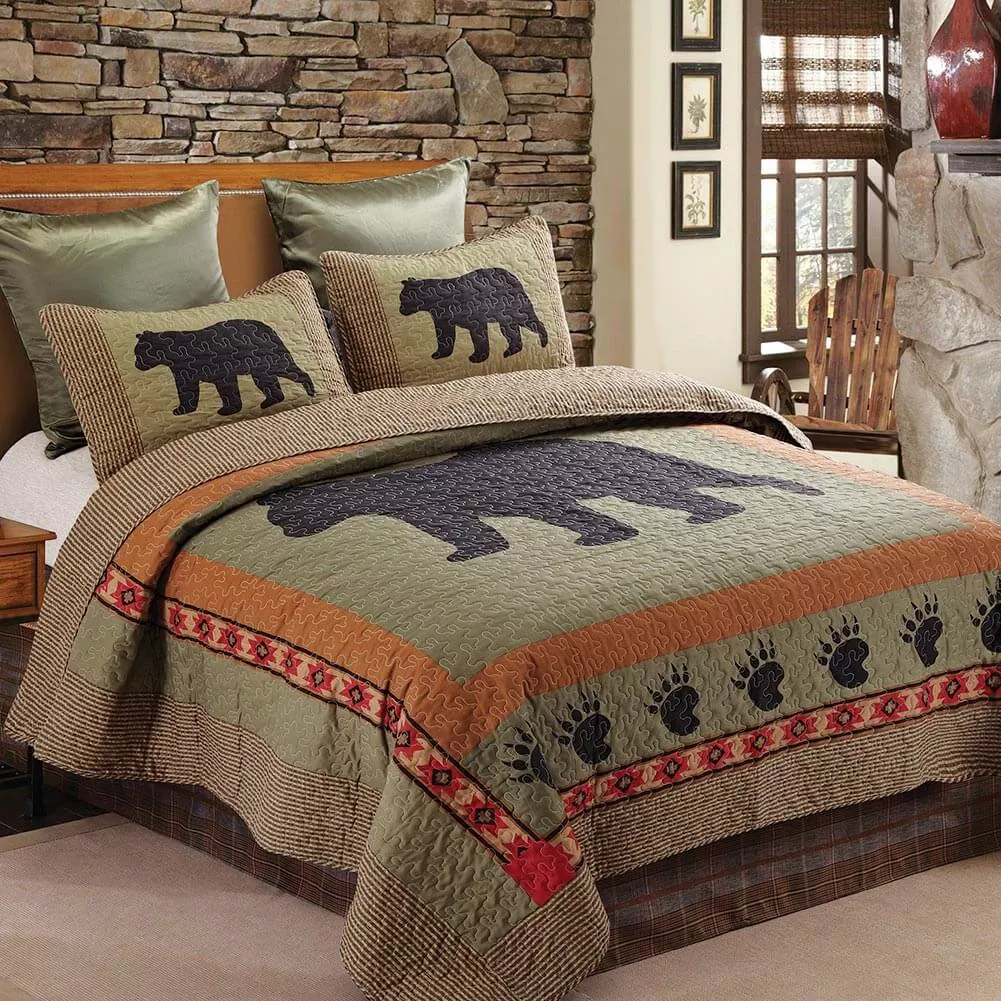 Bear Tracks Quilt Set