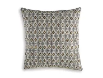Dainwick Pillow