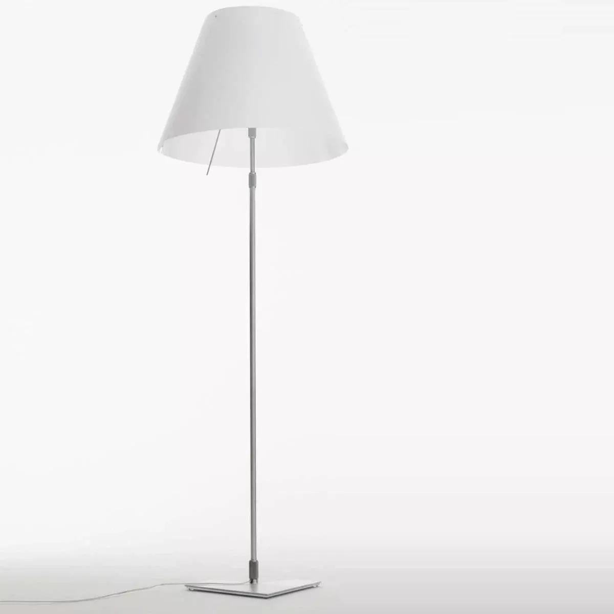 Grande Costanza Floor Lamp with On-Off Switch
