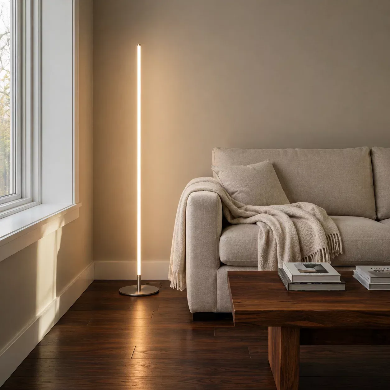 Solviero Modern LED Floor Lamp - Energy-Efficient Standing Lamp