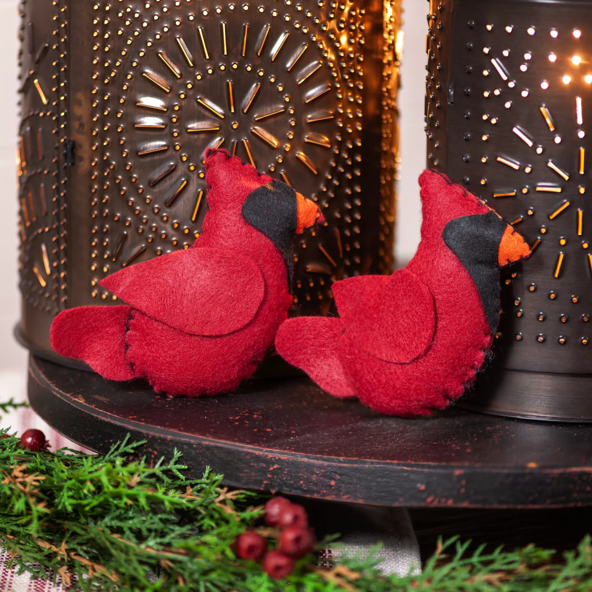 Woolen Cardinal Set